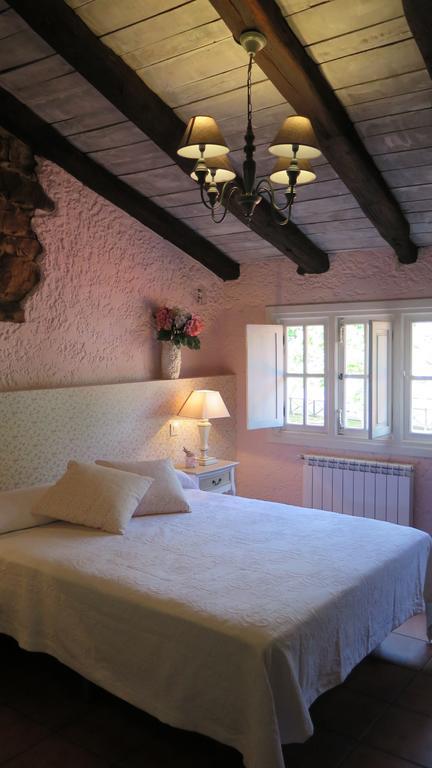 Posada Rural La Flor Del Nogal Ruente Kamer foto